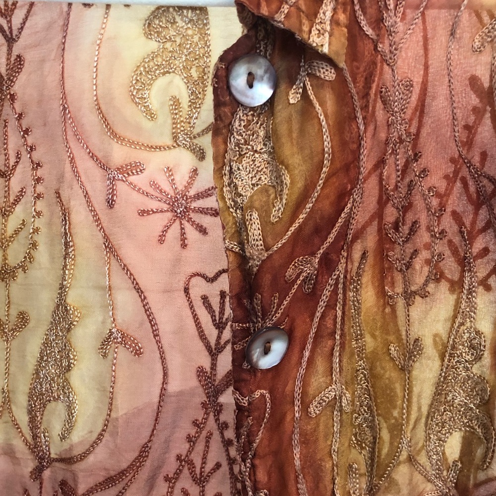 Blouse - Picture 8 of 8